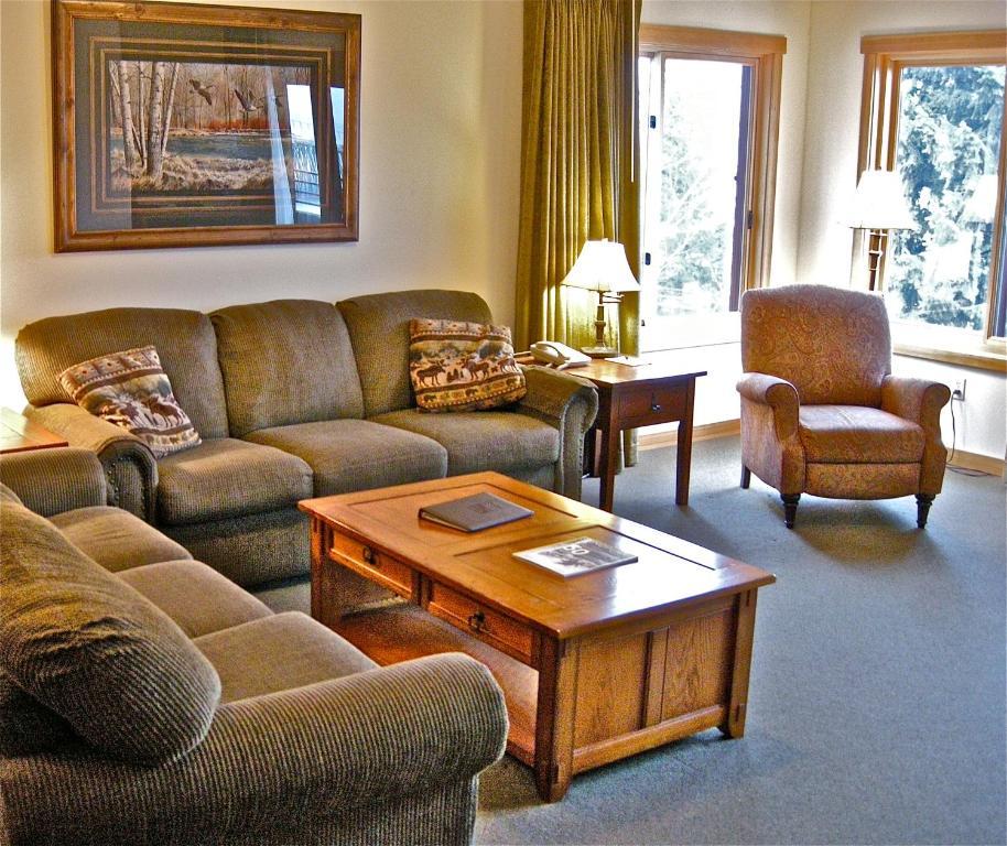 Lodge At Sandpoint
